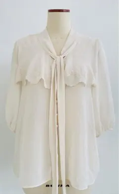 【送料無料】FREE'S PHRASEリボンタイ クリーム色 長袖シアーブラウス