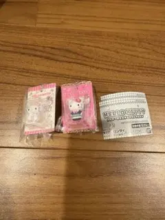 新品未使用　ハローキティ　パッケージミニチュアコレクション　ガチャガチャ　２つ