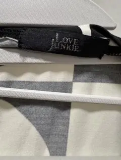 【LOVE JUNKIE】総柄カーディガン モノトーン 幾何学柄 長袖 羽織りのサムネイル
