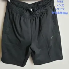 新品Nike 黒 ショートパンツ サイドポケット