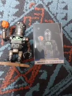 ポップマート スターウォーズ マンダロリアン グローグー IG-12 フィギュア