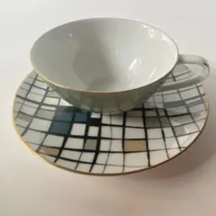 ノリタケ ミッドセンチュリーモダン 幾何学格子文様 カップ＆ソーサー
