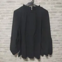 ＆Love　ブラック 黒フリル付きハイネック長袖シャツLサイズのサムネイル