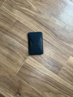 黒 スマホスタンド