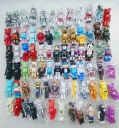 ⑤ 【美品】 ベアブリック40体 まとめ売り、収納ケース、MEDICOM TOY 
