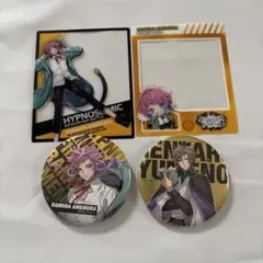 クリアカード、缶バッジ2個のセット