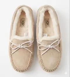 UGG ダコタ ベージュ スエード モカシン