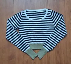 SHEIN　クロップド丈　ボーダーニットトップス