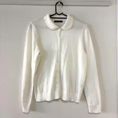 Brandy Melville ホワイト　フリル　丸襟　カーディガンのサムネイル