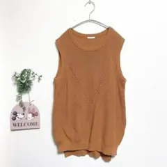 GU ジーユー ニットベスト ゆったり オレンジ