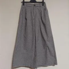 ヒューマンウーマン　human woman　ガウチョパンツ