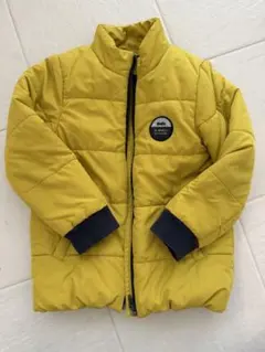 BeBe コート（イエロー）120サイズ