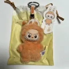 正規品 LABUBU PIN FOR LOVE イニシャルJ