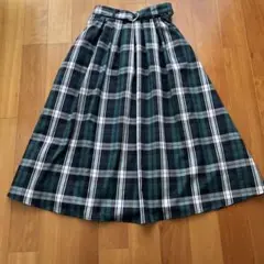 チェック柄フレアスカート Mサイズ グリーン系　　しまむら