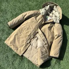 Item thumbnail for item 142cefe6-d3c5-406f-993f-ae409c43ece8