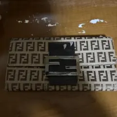 Fendi FFロゴ 二つ折り財布