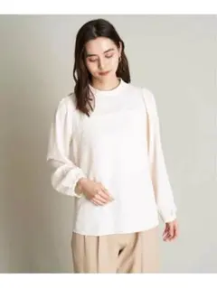 a.v.v アイボリー パフスリーブ ブラウス Mサイズのサムネイル