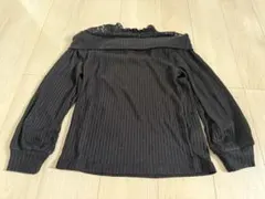 オフショルダー 黒 リブニット 長袖