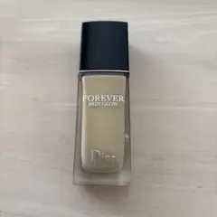 ディオール　スキン　フォーエバー　フルイドグロウ　リキッドファンデーション　1W