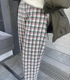 Ameri UND CHECK WOOL STRAIGHT PANTSのサムネイル