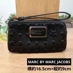 マークバイマークジェイコブス ポーチ 黒 スター ストラップ付きのサムネイル