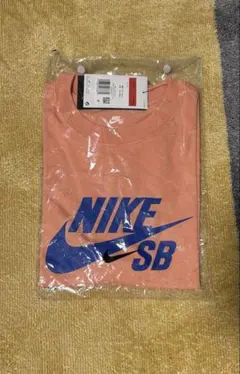 [最終値下げ] Nike SB ロゴ Tシャツ ピンク