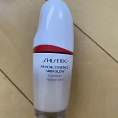 エッセンススキングロウファンデーション140