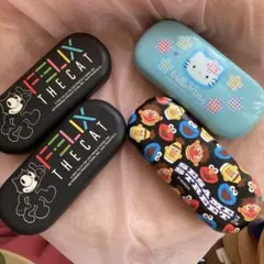 フェリックス　　ハローキティ　セサミストリート　メガネケースセット