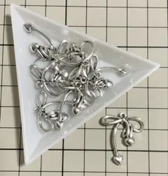 Item thumbnail for item c2e5cece-253b-4355-8440-5da246c4c900