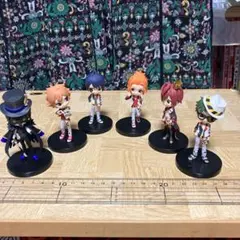 ツイステ キューポスケット 全21種類 コンプリートセット ＆ 小物 まとめ売り ツイステ Q posket petit(キューポスケット) 2.26 より登場!