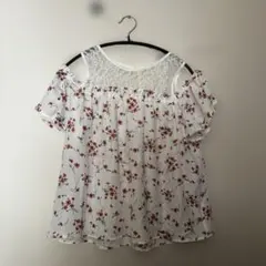 INGNI 花柄オフショルダーカットソーsizeM