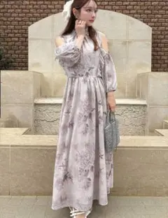shein FRIFUL 花柄 コールドショルダー ワンピース