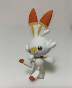 ポケモン　剣盾　早期購入特典　フィギュア