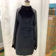 ブラックベルベットハイネックワンピースS113