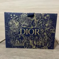 DIOR ディオール　2022年ホリデーオファークリスマスコフレ 夜空に星座が煌めくディオール モンテーニュ コフレ〈ホリデー