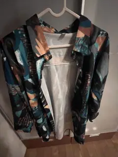 多色抽象パターン長袖シャツ