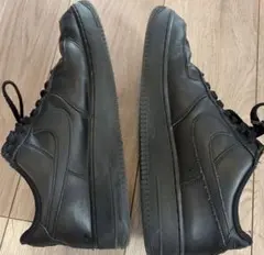 Nike Air Force 1 ブラックスニーカー