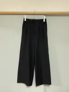 黒 プリーツ ワイドパンツ
