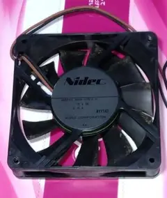 Nidec D07R-12TS19 01 70mmファン 12V DC