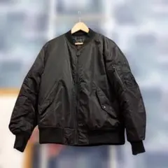 GU ブラック　ヒートパテッドブルゾン MA-1ジャケット