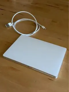 Magic Trackpad 2 ホワイト Lightning（箱なし）