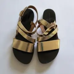 Pablo Rusconi GOLDsandal 37