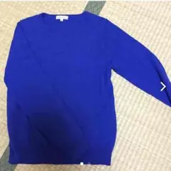 earth ブルー 薄手ニット これからの季節に✨