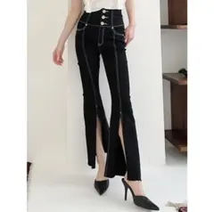 H/Wボタンスリットフレアカラーパンツ