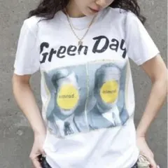 【新品】GREEN DAY WHITE TEE ameriのサムネイル