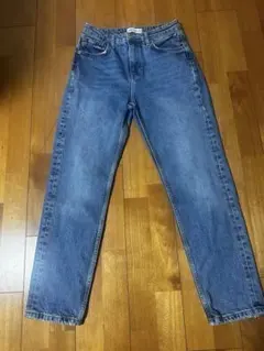 ZARA ハイライズスリムフィットデニムパンツ