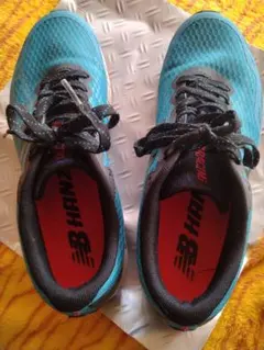 値下げ！New Balance ランニングシューズ 青/黒