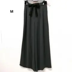 Brilant新品未使用タグ付き リボン付きダークグレーワイドパンツ 253