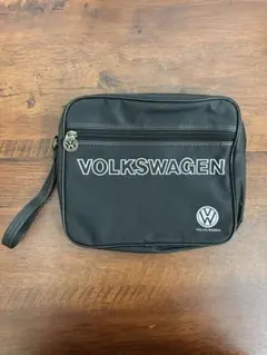 ★VWロゴ入りクラシックポーチ★レトロ感抜群！のサムネイル