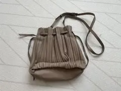 ZARA ショルダーバッグ　ベージュ